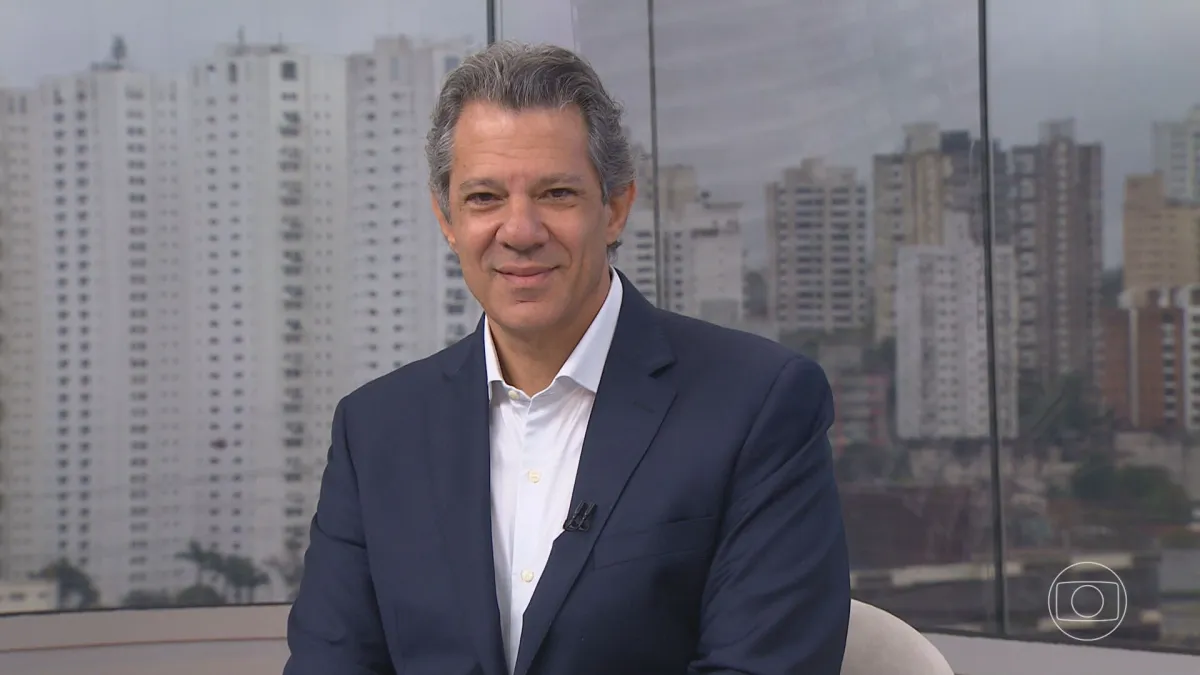 Haddad projeta Inteligência Artificial para combater filas da saúde e promete revisar concessão da Sabesp