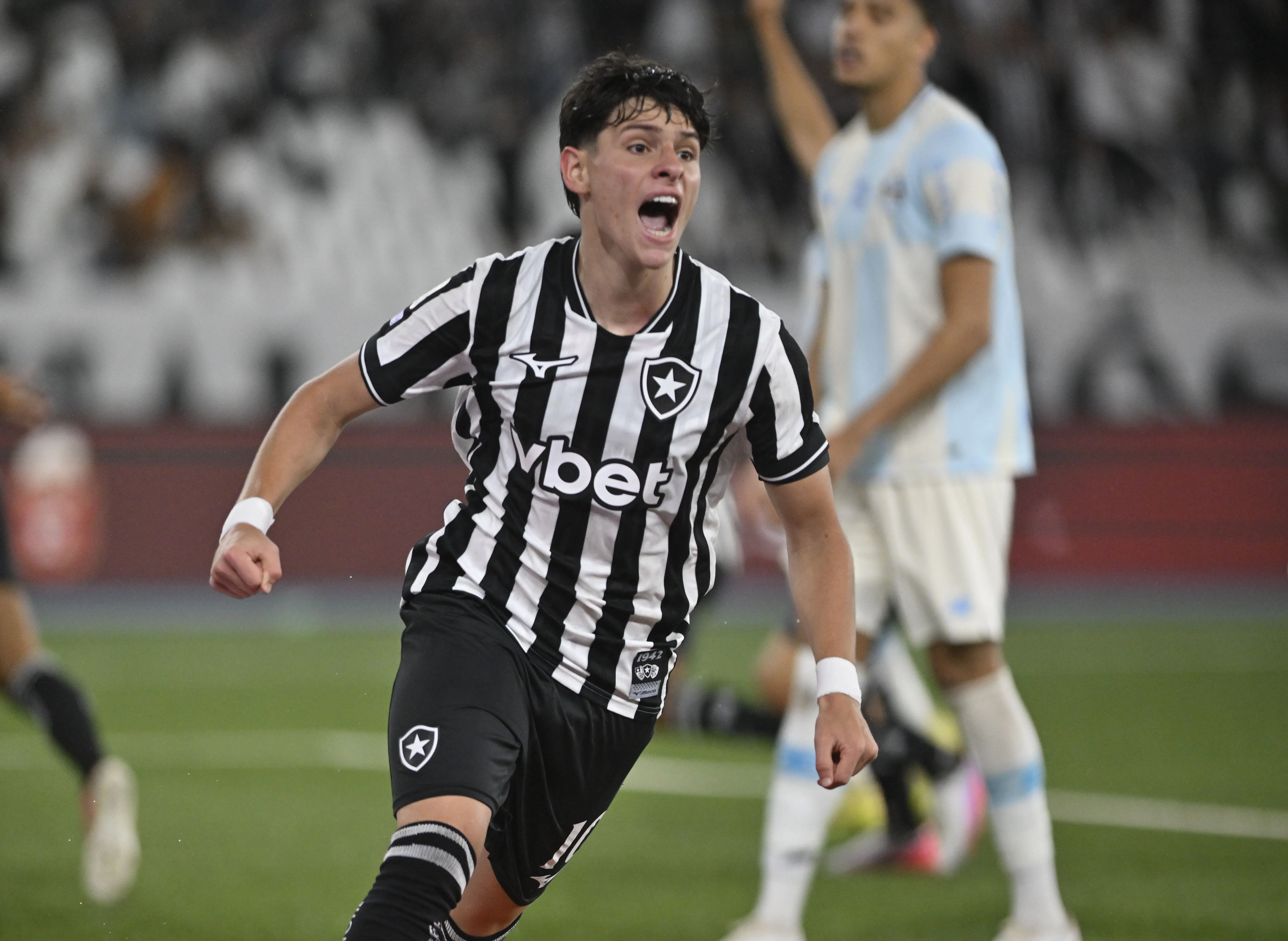 Estudo Revela Jogadores Sub-21 Mais Valiosos da América do Sul com Mercado Acima de R$ 1 Bilhão
